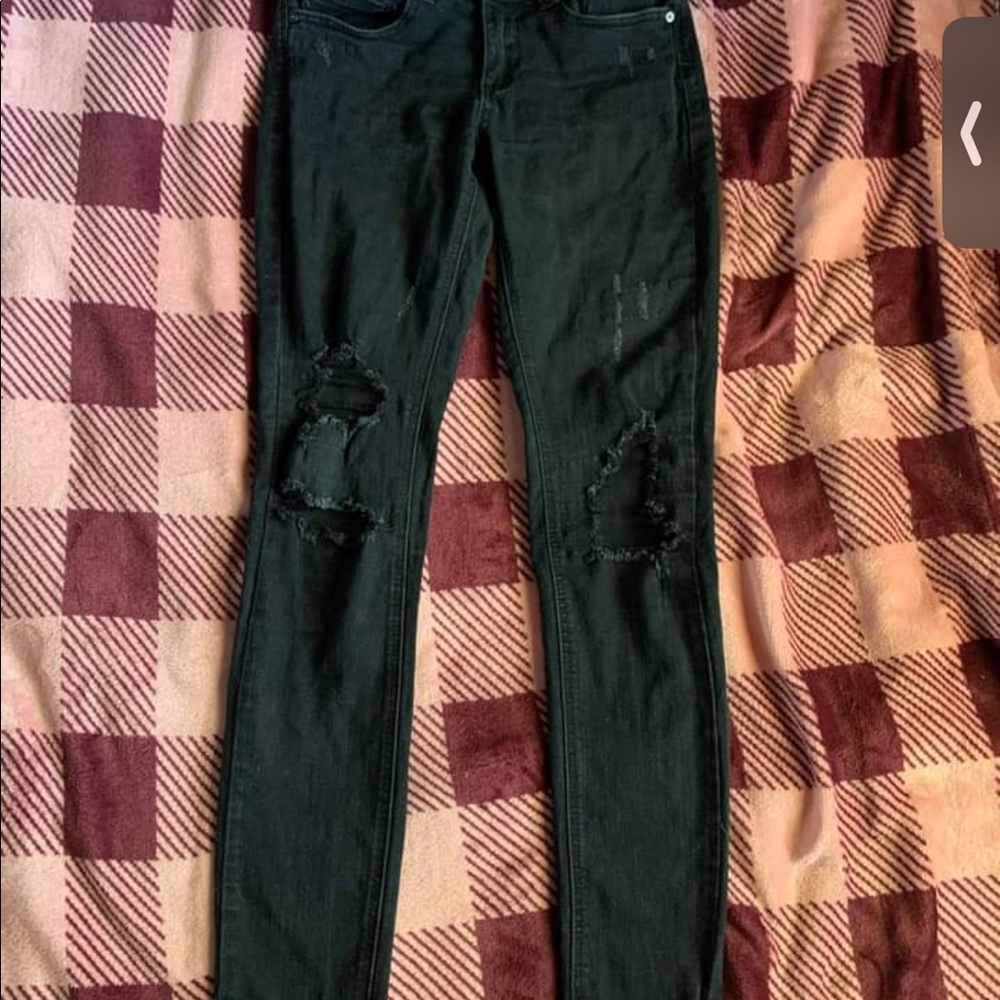 Black ripped jeans